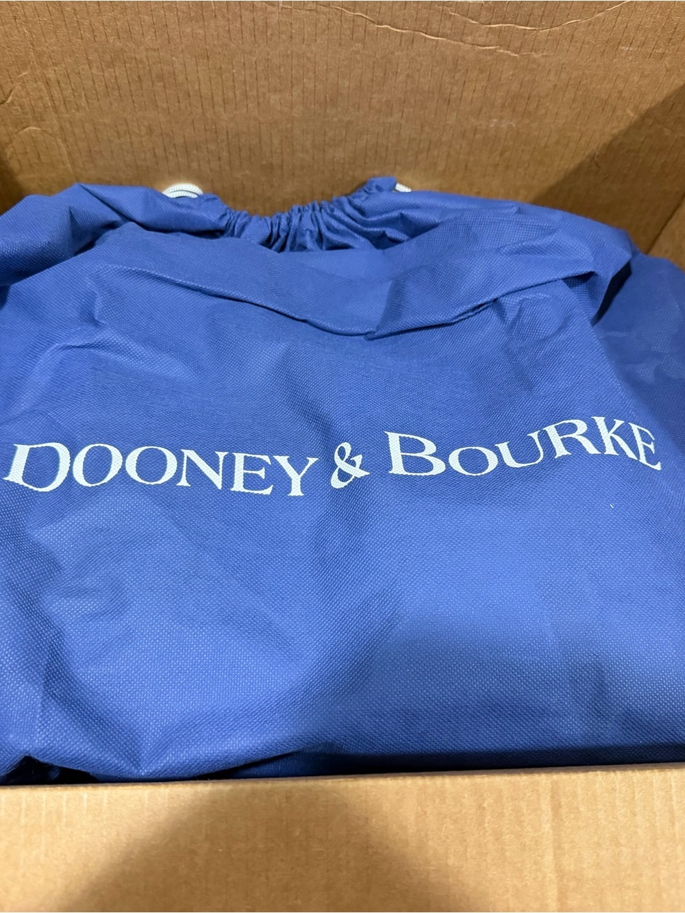 Dooney and Bourke Flynn tote - Picture 3 of 5
